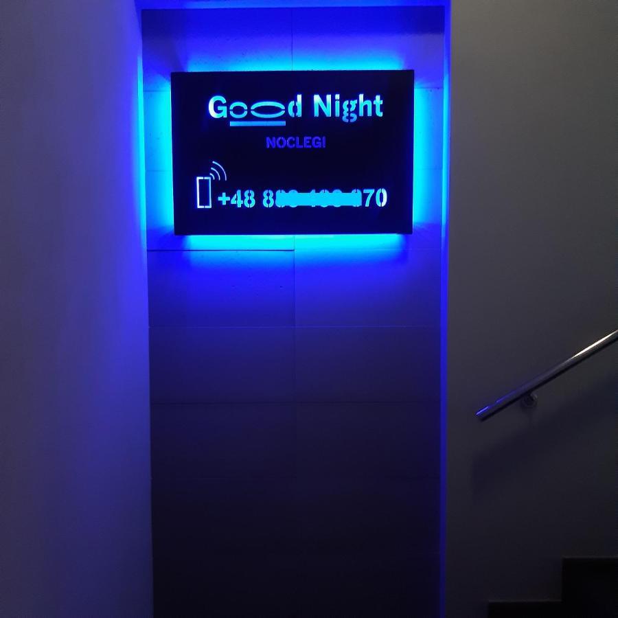 Good Night Noclegi & Strefa Z Sauna I Jacuzzi Ogolnodostepna Lub Na Wylacznosc チェホビツェ・ジェジツェ エクステリア 写真